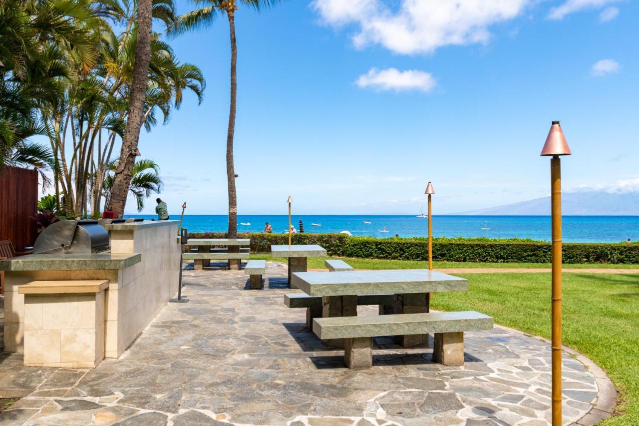 The Whaler Resort Lahaina Exterior photo