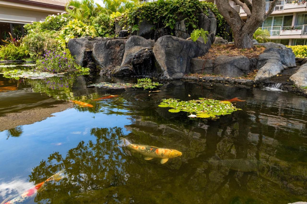 The Whaler Resort Lahaina Exterior photo