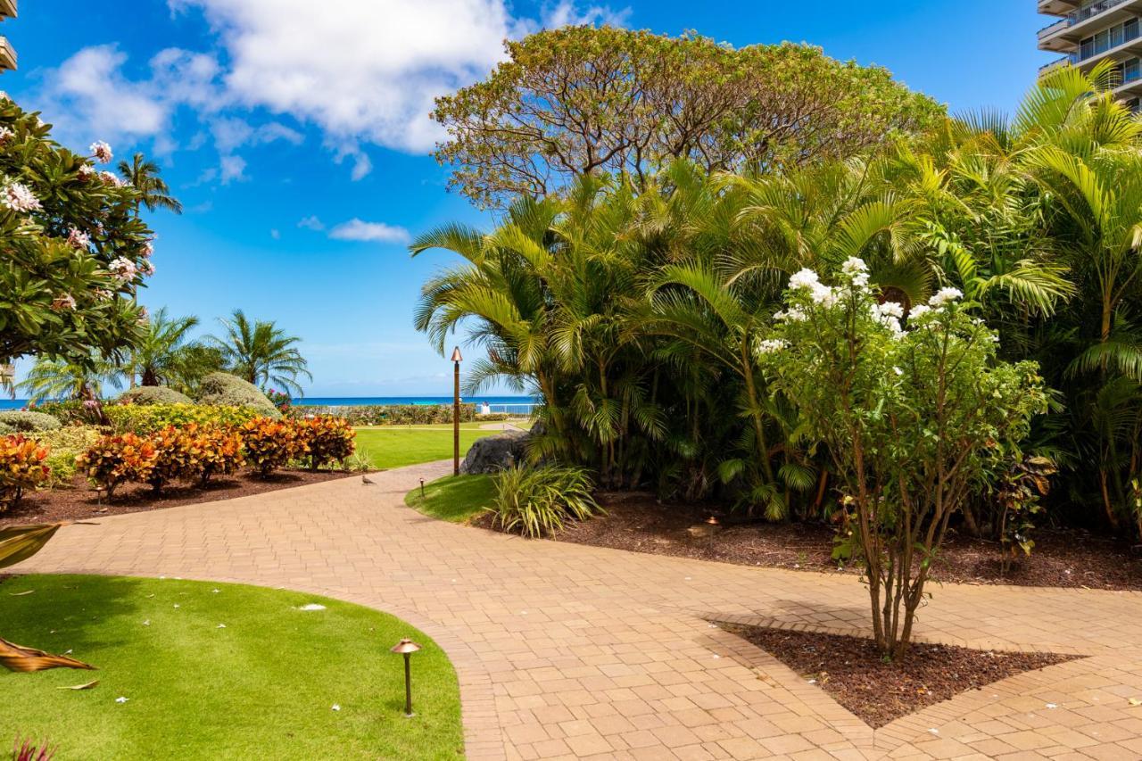 The Whaler Resort Lahaina Exterior photo