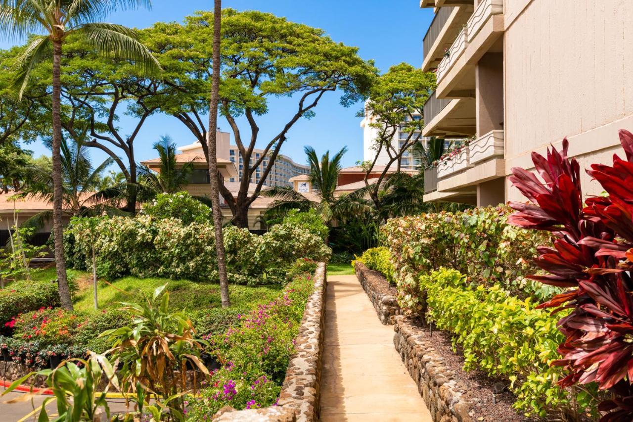The Whaler Resort Lahaina Exterior photo